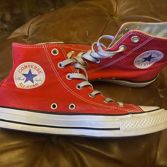 White converse sneakers size 8 - Picture 11 of 15